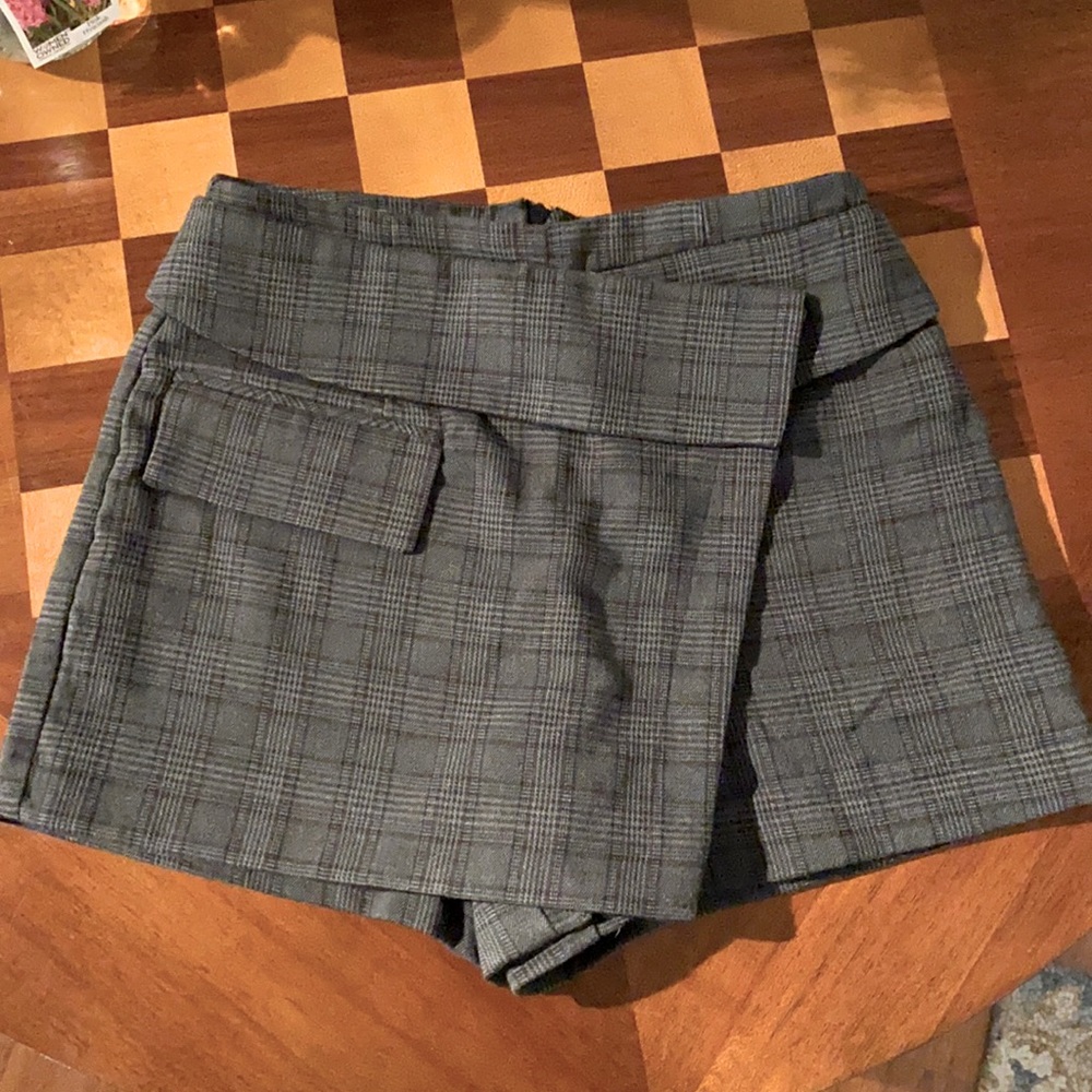 Womens Sz XS skort by Forever 21